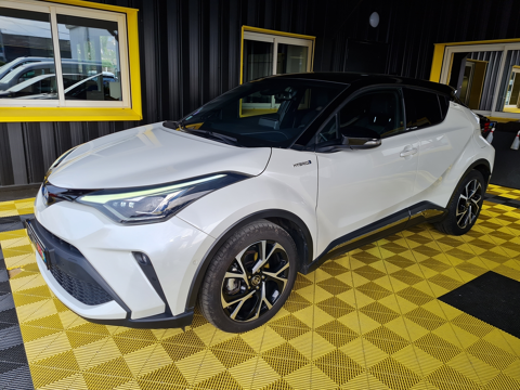 Toyota C-HR 184H COLLECTION 2WD E-CVT MY20 2021 occasion Qu&eacute;ven 56530