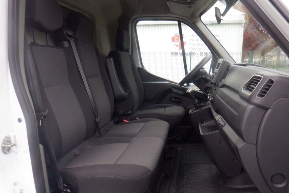 Master F3300 L1H2 2.3 BLUE DCI 135CH GRAND CONFORT EURO6 2022 occasion 27310 Bourg-Achard