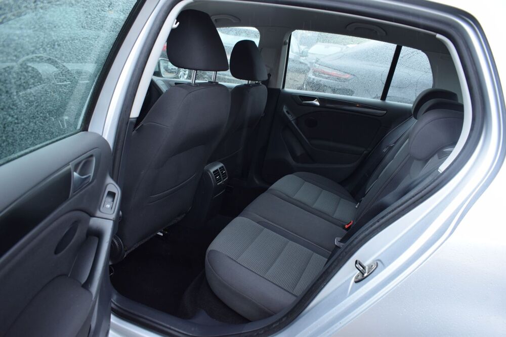 Golf 1.6 TDI 105CH BLUEMOTION FAP CONFORTLINE 5P 2011 occasion 34740 Vendargues