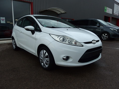 Ford Fiesta 1.6 TDCI 90CH DPF TREND 3P 2009 occasion Savi&egrave;res 10600