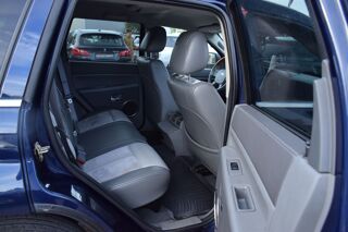 Grand Cherokee 3.0 CRD OVERLAND 2007 occasion 34740 Vendargues