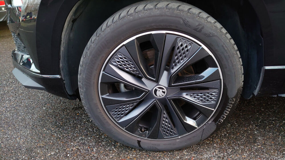 Karoq 2.0 TDI 150CH SCR SPORTLINE 4X2 DSG7 2025 occasion 40990 Saint-Paul-l&egrave;s-Dax