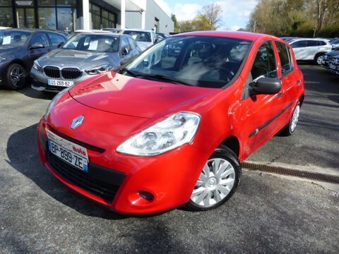 Renault Clio III 1.2 16V 75CH AUTHENTIQUE 5P 2011 occasion Mont&eacute;vrain 77144
