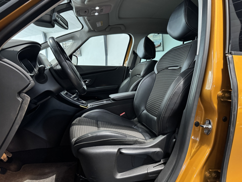 Scenic IV 1.7 BLUE DCI 150CH BUSINESS INTENS 2019 occasion 12000 RODEZ