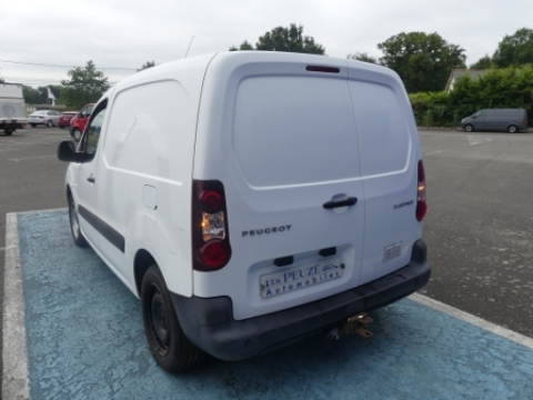 Partner 7075&curren; HT-STANDARD 1.6 HDI 100CH S&S BVM5 PREMIUM -SUIVI D EN 2019 occasion 44290 Conquereuil