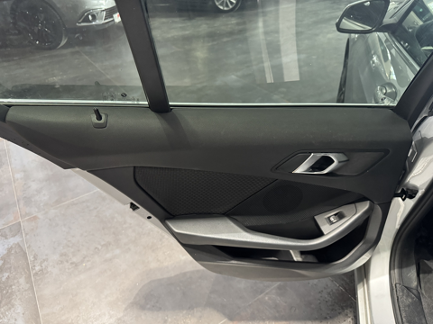 S&eacute;rie 1 (F40) 116DA BUSINESS DESIGN DKG7 PLB AUTO 2022 occasion 12000 RODEZ