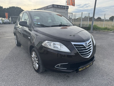 Lancia ypsilon 1.2 8V BLACK&RED STOP&START 5P