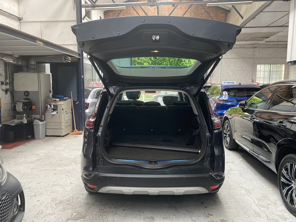 Espace 2.0 BLUE DCI 200CH INITIALE PARIS EDC - TOIT OUVRANT HORS SE 2019 occasion 78800 HOUILLES