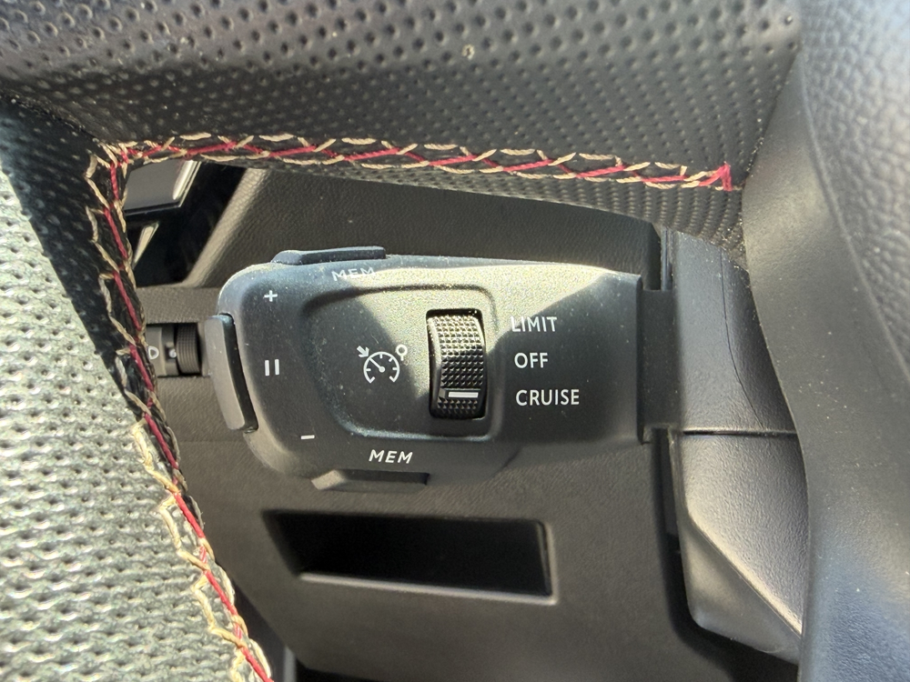 DS7 BLUEHDI 130CH PERFORMANCE LINE AUTOMATIQUE 2023 occasion 31670 Lab&egrave;ge