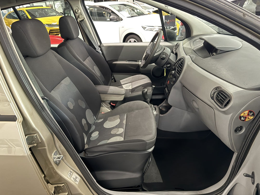 Modus 1.5 DCI 70CH EXPRESSION 99800 KM 2007 occasion 12000 RODEZ