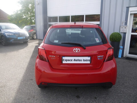 Yaris 100 VVT-I FRANCE 5P / DISTRIBUTION A CHAINE 2015 occasion 38260 La C&ocirc;te-Saint-Andr&eacute;