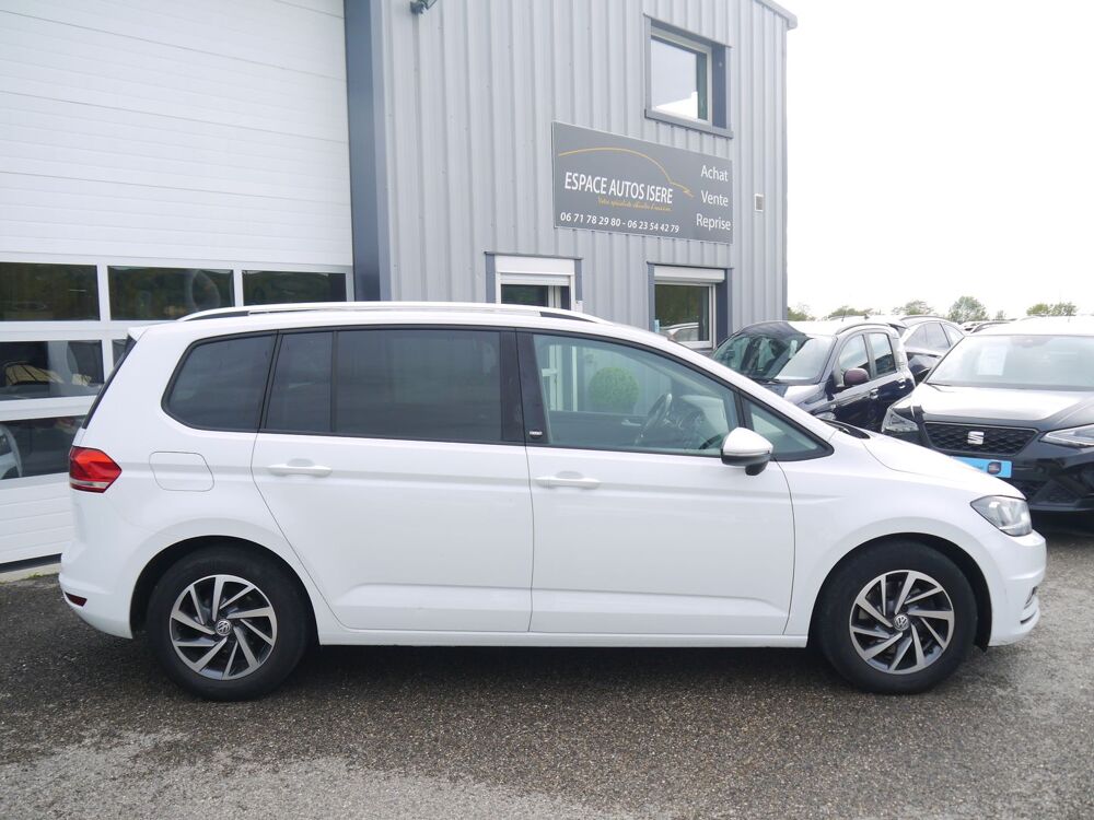 Touran 1.4 TSI 150CH BLUEMOTION TECHNOLOGY SOUND 7 PLACES 2017 occasion 38260 La C&ocirc;te-Saint-Andr&eacute;