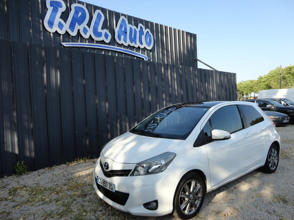 Yaris 90 D-4D LOUNGE 3P 2012 occasion 82000 Montauban