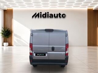 Boxer L1H1 3.0 120ch BlueHDi S&S Pack Asphalt Connect 2023 occasion 28500 Vernouillet