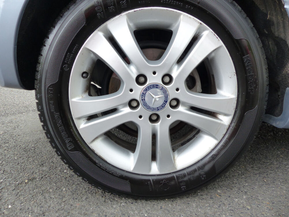Classe B 180 SPORT CVT 2011 occasion 77144 Mont&eacute;vrain