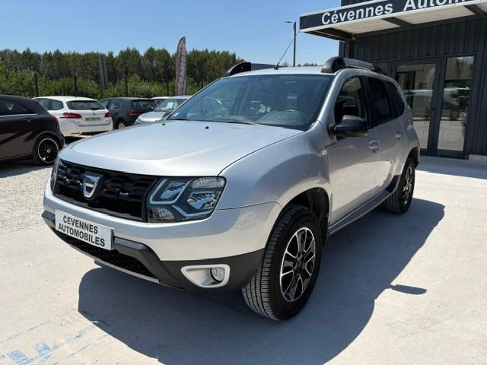 Duster 1.5 DCI 110CH BLACK TOUCH 4X2 DISTRIBUTION NEUVE 2016 occasion 30360 V&eacute;z&eacute;nobres