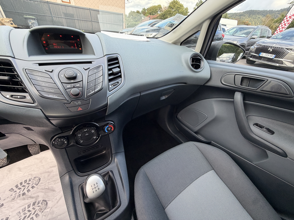 Fiesta 1.25 60CH TREND 5P 2010 occasion 88200 Saint-Nabord