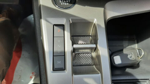 308 SW 1.2 HYBRID 136CH ALLURE E-DCS6 2025 occasion 08000 Warcq
