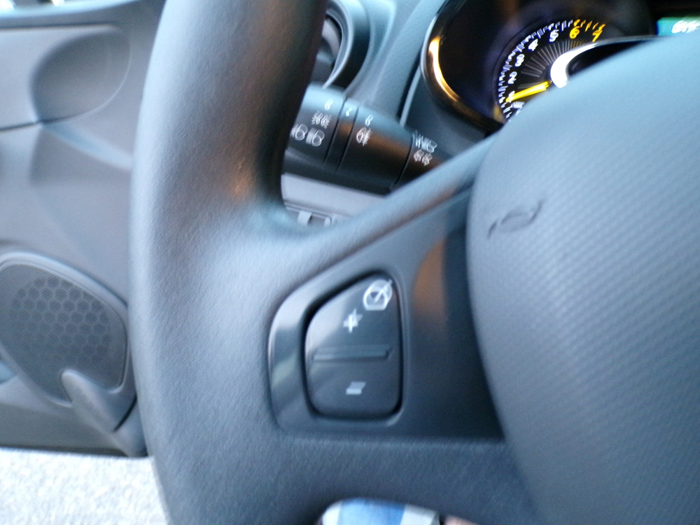 Clio IV IV 0.9 TCE 90CH ENERGY ZEN ECO&sup2; 99G 2013 occasion 38150 Salaise-sur-Sanne