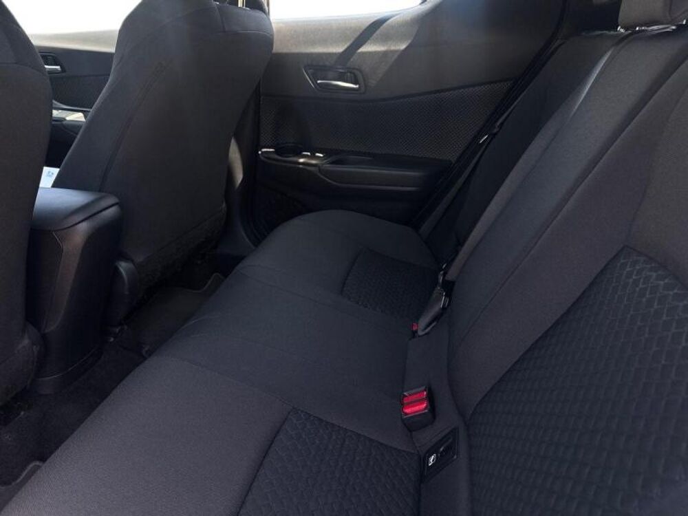 C-HR 1.8 Hybride 122ch Dynamic E-CVT 2023 occasion 13012 Marseille