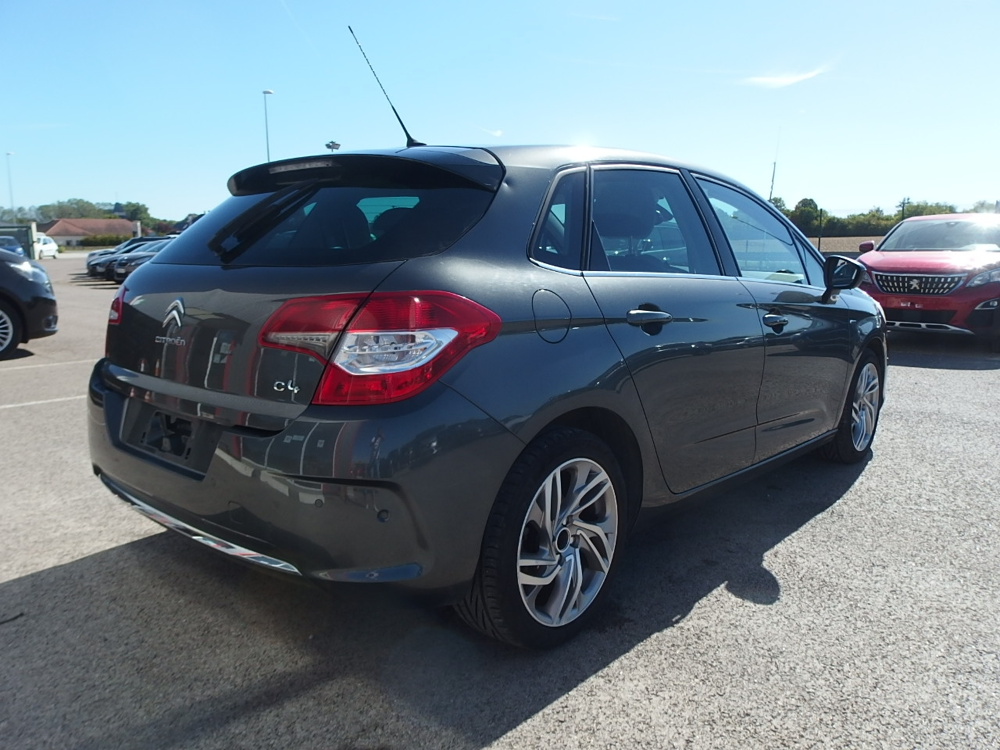 C4 1.6 HDI110 FAP EXCLUSIVE 5P 2011 occasion 10600 Savi&egrave;res