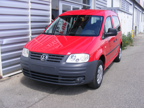 Annonce voiture Volkswagen Caddy 8990 €