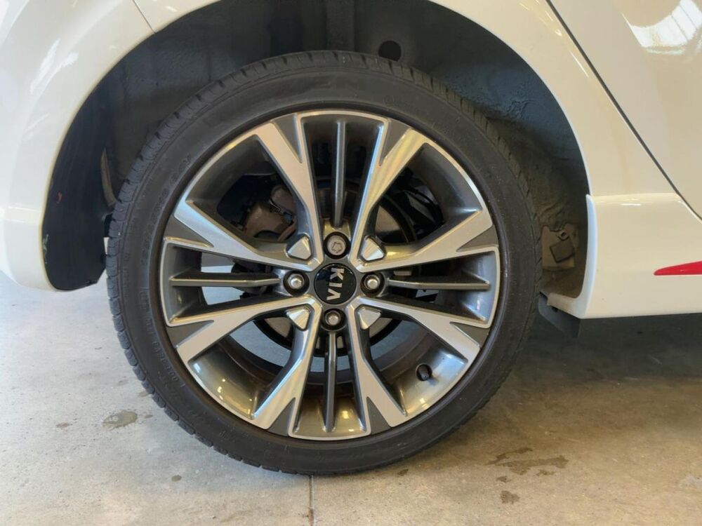 Picanto 1.2 DPi 84ch GT Line Premium BVMA5 Boite Automatique 2021 occasion 17450 Saint-Laurent-de-la-Pr&eacute;e