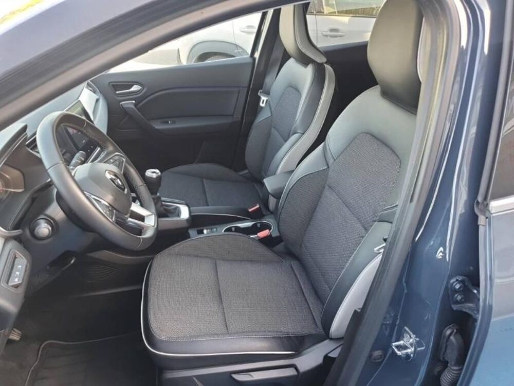 Captur 1.3 TCe mild hybrid 140ch Techno 2023 occasion 56400 Brech