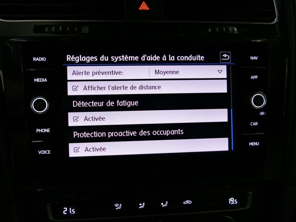 Golf 1.6 TDI 115ch FAP Confortline Business 5p 2019 occasion 77400 Lagny-sur-Marne
