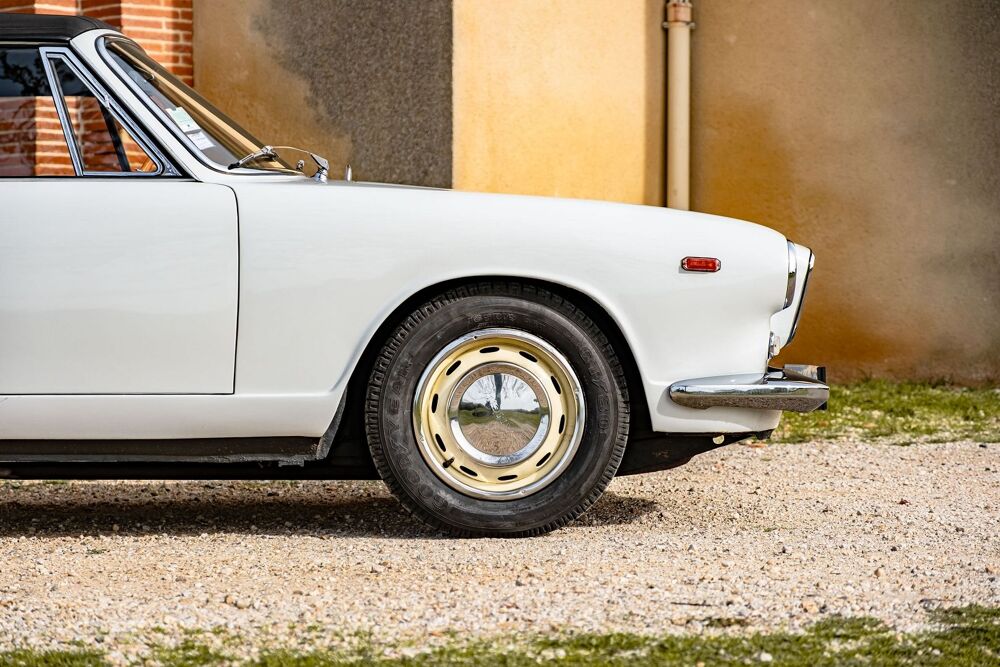 Flavia FLAVIA CONVERTIBLE VIGNALE 1962 occasion 31340 VACQUIERS