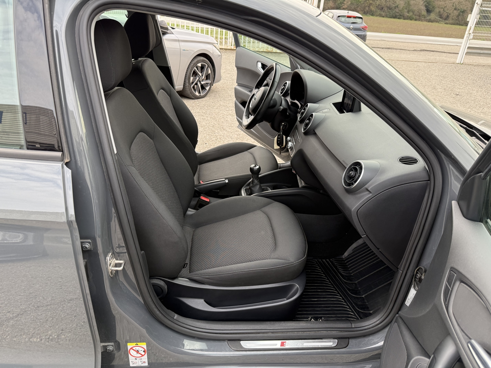 A1 1.4 TFSI 125CH AMBIENTE 2017 occasion 26740 Les Tourrettes