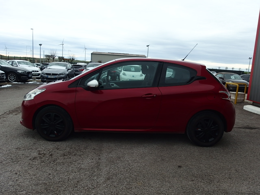 208 1.2 70CV ACTIVE 3P 2015 occasion 10600 Savi&egrave;res