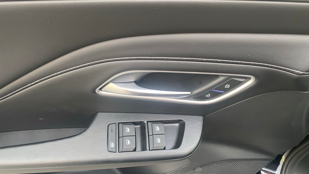 ZS EV 1.5 HYBRID+ 197CH LUXURY 2026 occasion 81000 Albi