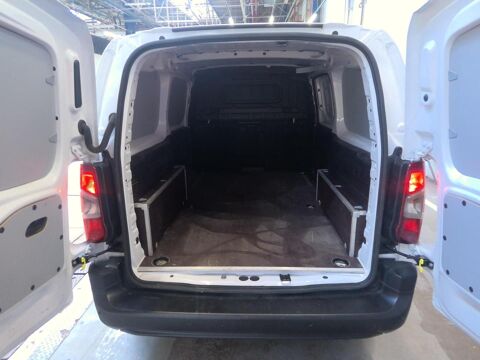Berlingo XL 950kg BlueHDi 100ch S&S Pack Premium Connect / 14900&curren; HT 2024 occasion 82000 Montauban
