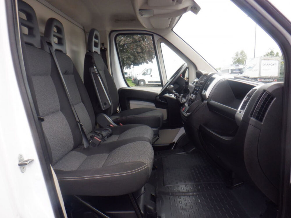 Ducato 3.5 L 2.3 MULTIJET 130CH PACK PRO NAV 20m3 2018 occasion 27310 Bourg-Achard