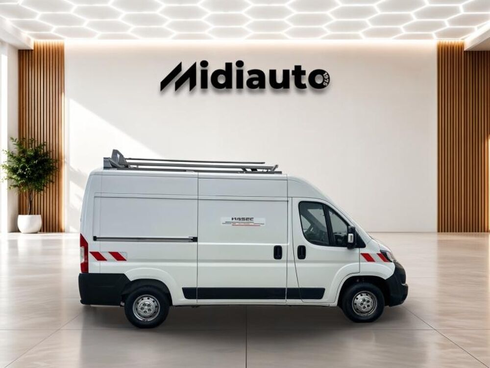 Boxer 335 L2H2 2.2 BlueHDi S&S 120ch Premium 2020 occasion 28500 Vernouillet