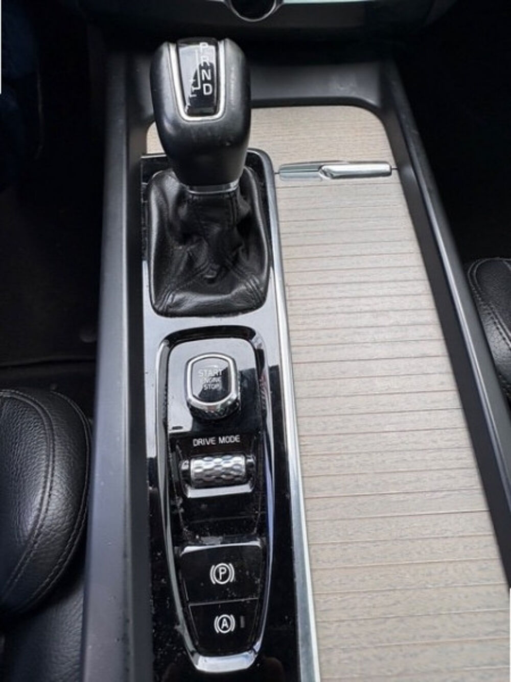 XC60 D4 ADBLUE 190CH INSCRIPTION LUXE GEARTRONIC 2018 occasion 95430 Butry-sur-Oise