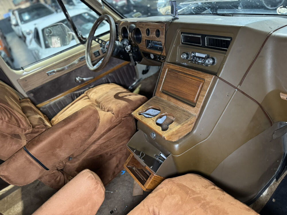  1983 occasion 63170 Aubi&egrave;re