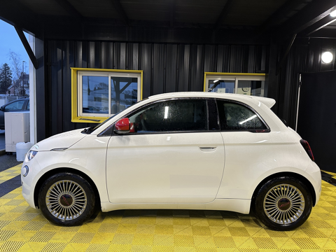 500 E 95CH (RED) 2.0 MY23 2023 occasion 56530 Qu&eacute;ven