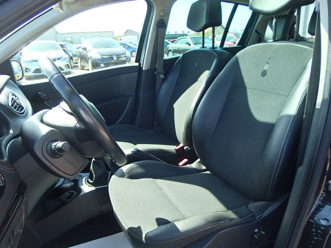 Clio III 1.5 DCI 75CH NIGHT&DAY ECO&sup2; 5P 2011 occasion 10600 Savi&egrave;res