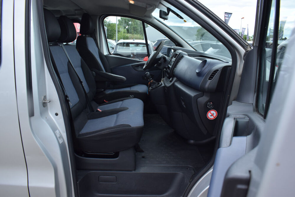 Vivaro 1.6 CDTI BITURBO 120 K2700 L1H1 PACK CLIM + ECOFLEX START/ST 2015 occasion 34740 Vendargues