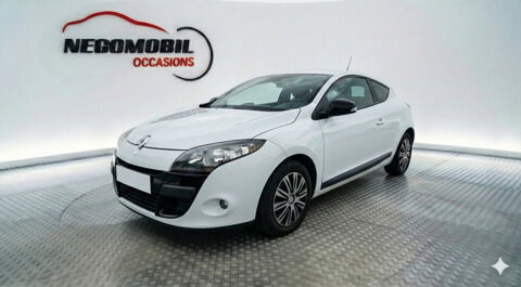 Renault M&eacute;gane III Coup&eacute; 1.6 16V 110CH EMOTION 2011 occasion Ch&acirc;tillon-en-Vendelais 35210