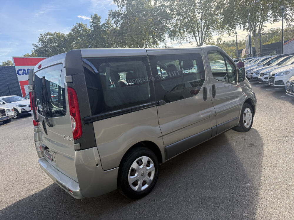 Trafic 2.0 dci 90cv (9Places) Clim 2009 occasion 31140 Aucamville