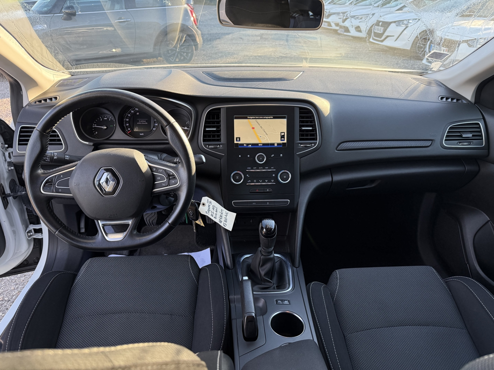 Megane IV 1.5 BLUE DCI 115CH BUSINESS 2019 occasion 26740 Les Tourrettes