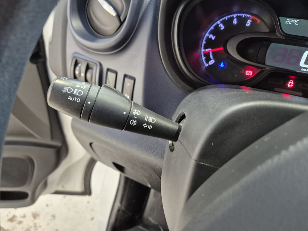 Vivaro 1.6 CDTI BITURBO 125 K2700 L1H1 COMBI + ECOFLEX START/STOP E 2017 occasion 95200 Sarcelles