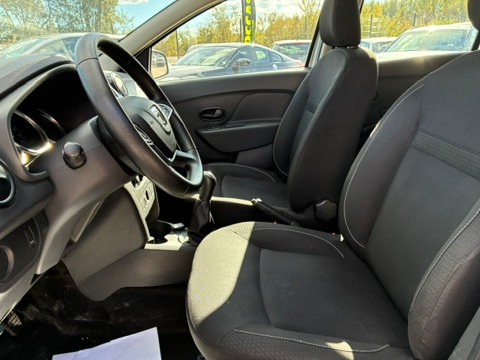 Logan 0.9 TCE 90CH SILVERLINE 2017 occasion 30360 V&eacute;z&eacute;nobres