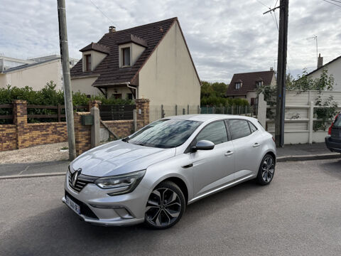 Annonce voiture Renault Megane IV 12480 €
