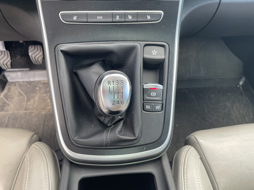 Scenic IV 1.6 DCI 130CH ENERGY INTENS 2017 occasion 33700 M&eacute;rignac