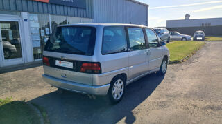 806 2.0 HDI110 ST PACK 7PLACES 2000 occasion 50720 Barenton