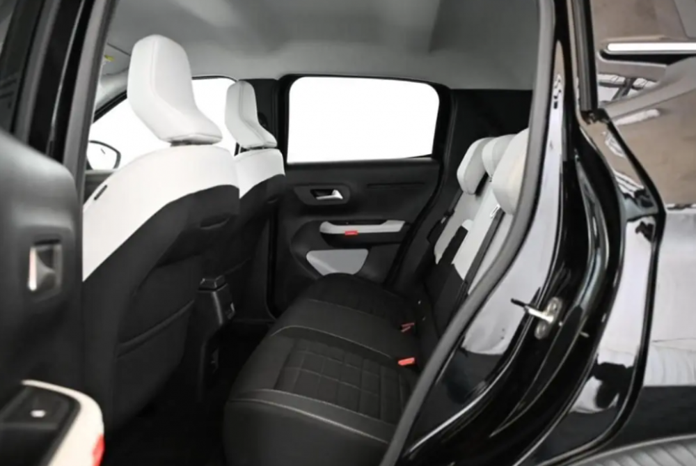 C3 ELECTRIQUE 113CH 44,2KWH AUTONOMIE CONFORT MAX 2025 occasion 69890 La Tour-de-Salvagny